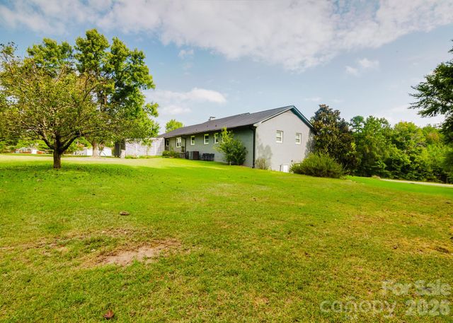 3620 Morehead Road, Charlotte, NC 28262