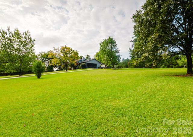3620 Morehead Road, Charlotte, NC 28262