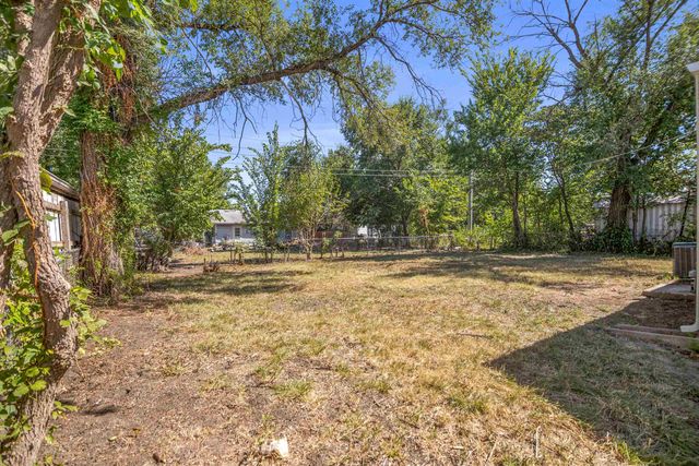 4530 S Juniper St, Wichita, KS 67216