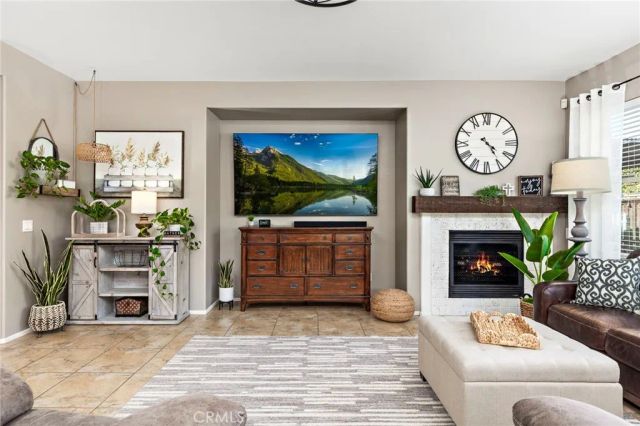 763 Dechado, San Jacinto, CA 92582