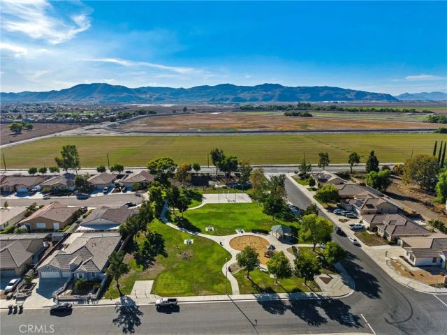 763 Dechado, San Jacinto, CA 92582