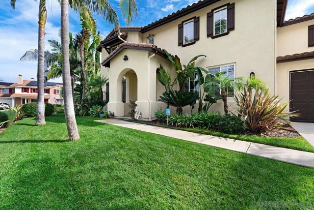 10689 Laurel Path, Escondido, CA 92026