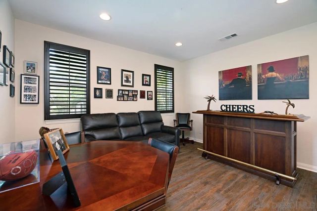 10689 Laurel Path, Escondido, CA 92026