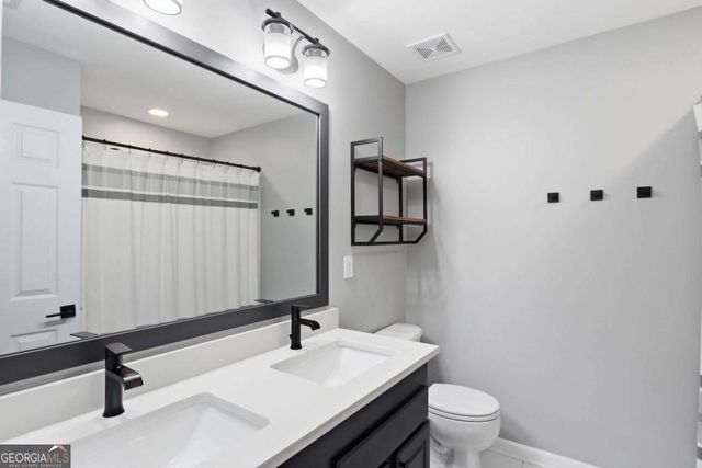 2475 Bridlewood Drive, Atlanta, GA 30339