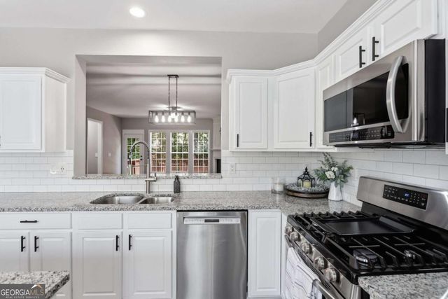 2475 Bridlewood Drive, Atlanta, GA 30339