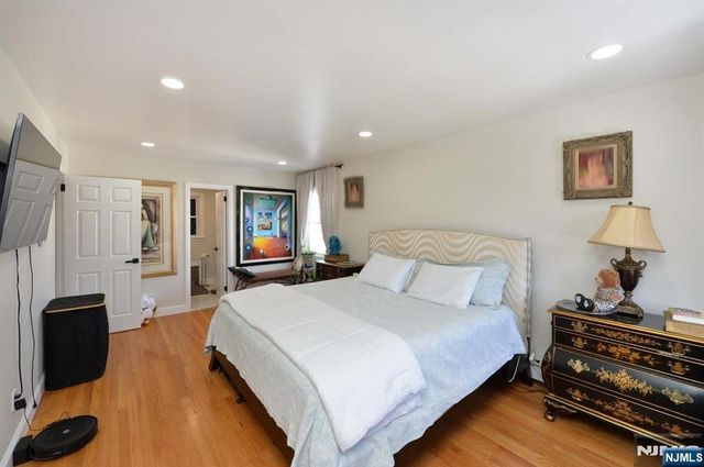 30-11 Rosalie Street, Fair Lawn, NJ 07410