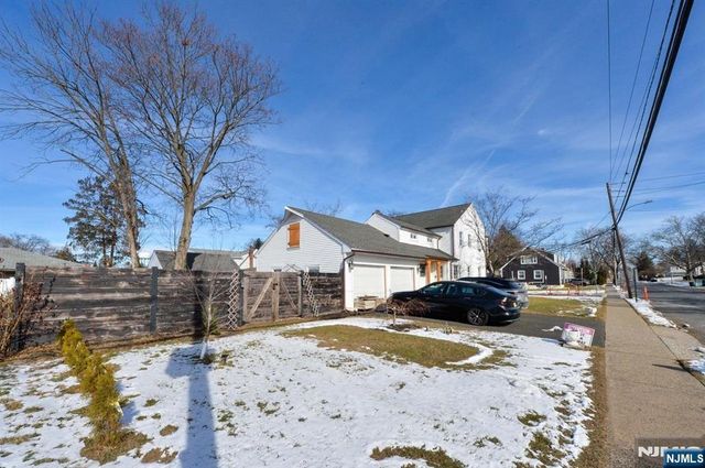 30-11 Rosalie Street, Fair Lawn, NJ 07410