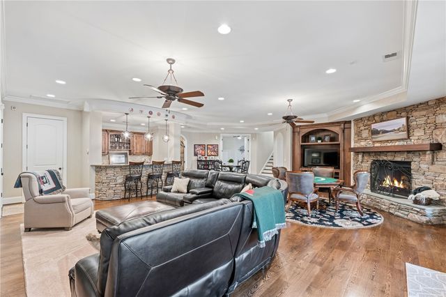 418 Augusta Way, Sunset, SC 29685