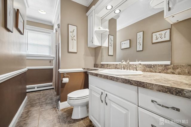 53 Orchard Street, Carteret, NJ 07008
