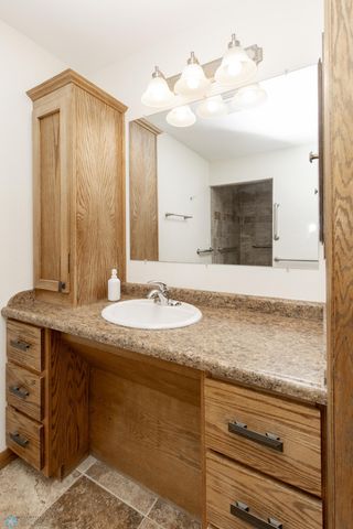 25 Birch Lane S, Fargo, ND 58103