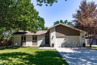 25 Birch Lane S, Fargo, ND 58103