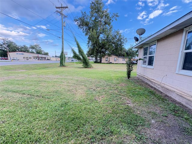 801 N Main Street, Sweeny, TX 77480