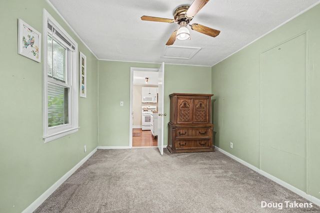 12 Travis Street NE, Grand Rapids, MI 49505