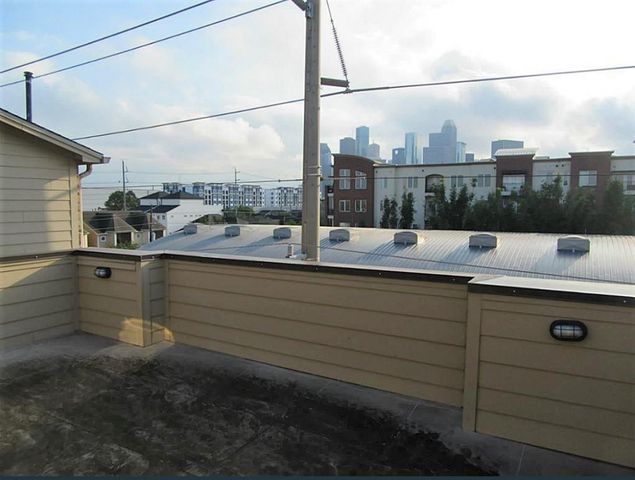 1900 Mason D, Houston, TX 77006