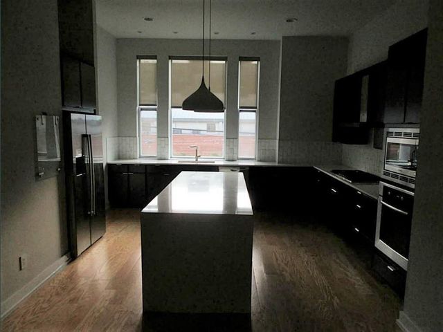 1900 Mason D, Houston, TX 77006