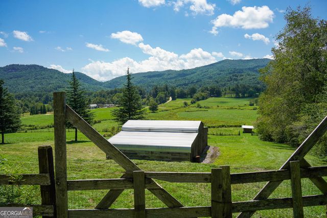 5192 Wolffork Road, Rabun Gap, GA 30568