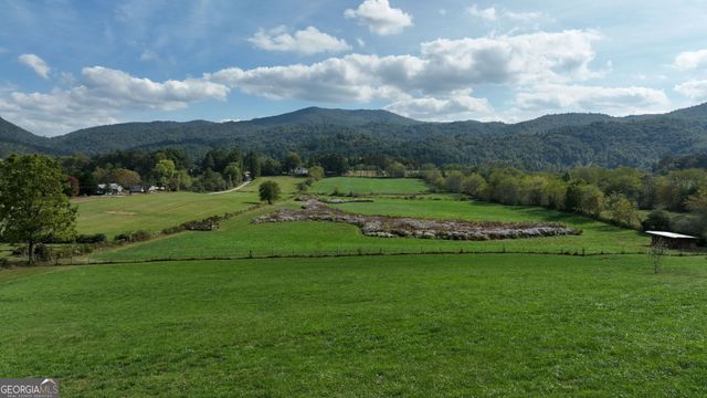 5192 Wolffork Road, Rabun Gap, GA 30568