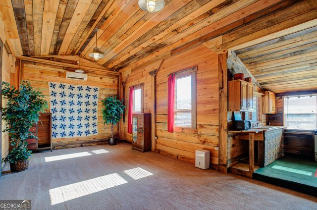5192 Wolffork Road, Rabun Gap, GA 30568