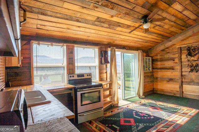 5192 Wolffork Road, Rabun Gap, GA 30568