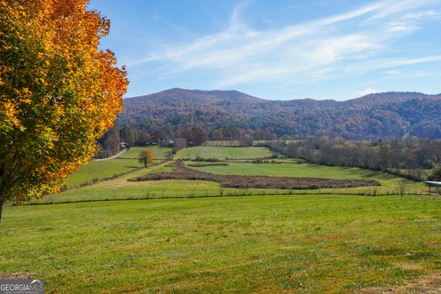 5192 Wolffork Road, Rabun Gap, GA 30568