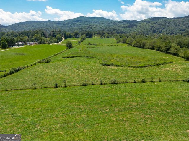 5192 Wolffork Road, Rabun Gap, GA 30568