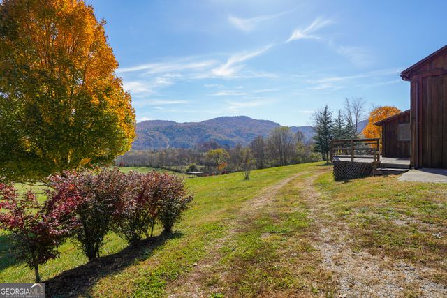 5192 Wolffork Road, Rabun Gap, GA 30568