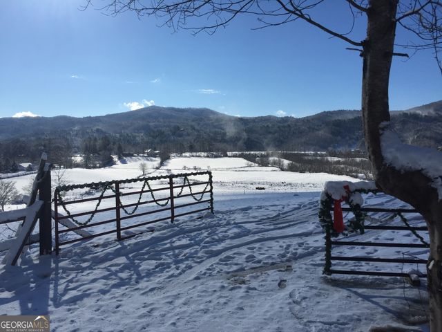 5192 Wolffork Road, Rabun Gap, GA 30568