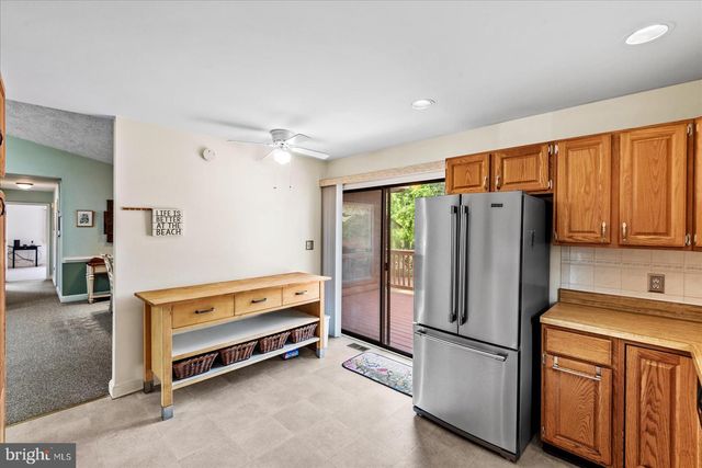 121 11TH ST S, Colonial Beach, VA 22443