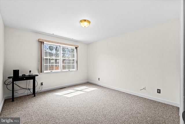 121 11TH ST S, Colonial Beach, VA 22443