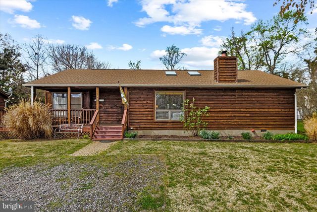 121 11TH ST S, Colonial Beach, VA 22443