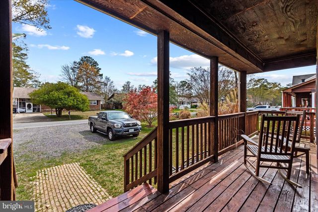 121 11TH ST S, Colonial Beach, VA 22443