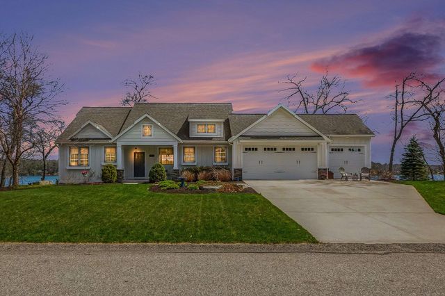 4950 S Ojibwe, Newaygo, MI 49337
