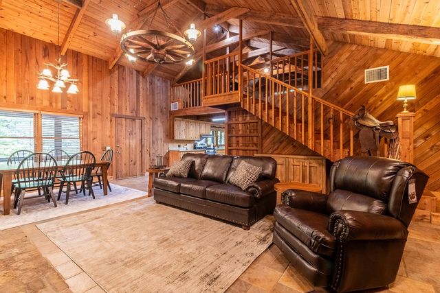 131 Ralph Hickey Road, Chatsworth, GA 30705