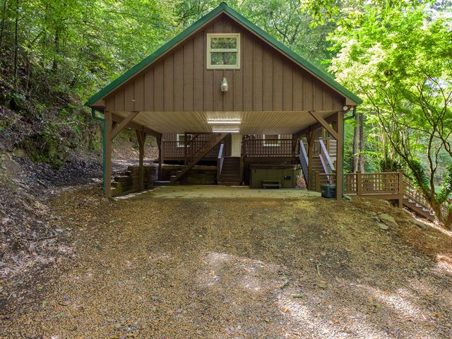 131 Ralph Hickey Road, Chatsworth, GA 30705