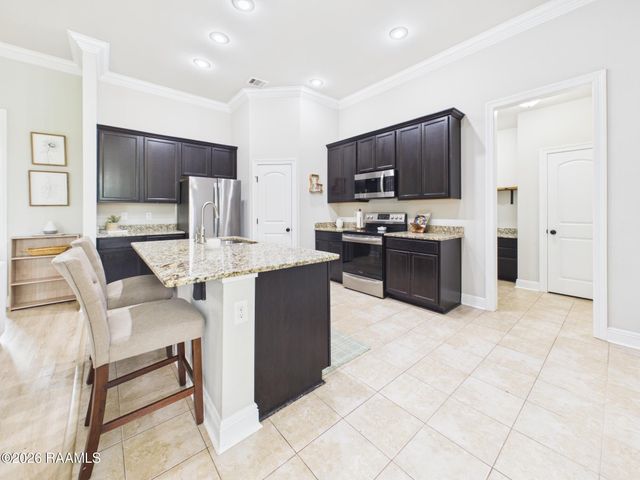 108 Margaret Lucia Drive, Maurice, LA 70555