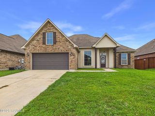 108 Margaret Lucia Drive, Maurice, LA 70555