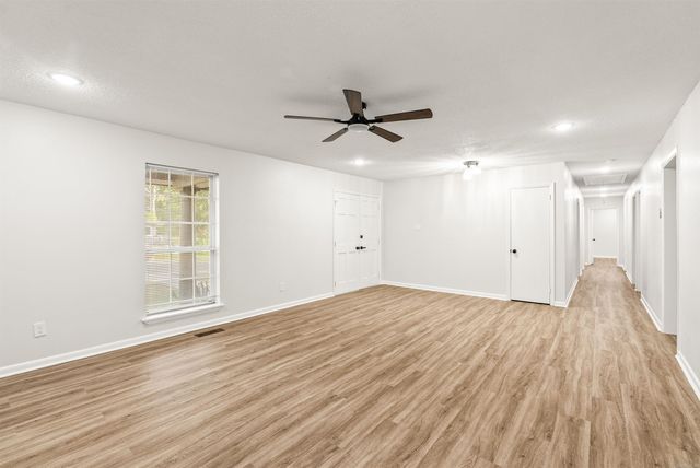 7000 Comanche Drive, North Little Rock, AR 72116