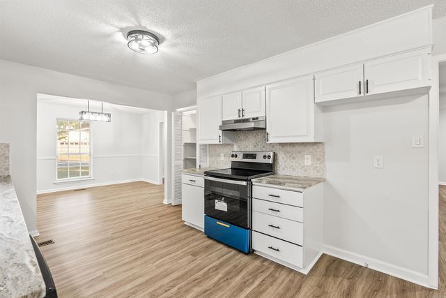 7000 Comanche Drive, North Little Rock, AR 72116