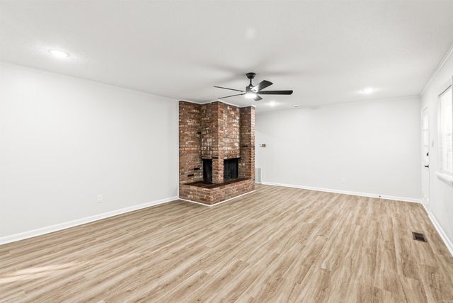 7000 Comanche Drive, North Little Rock, AR 72116