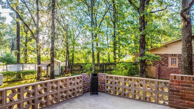 7000 Comanche Drive, North Little Rock, AR 72116