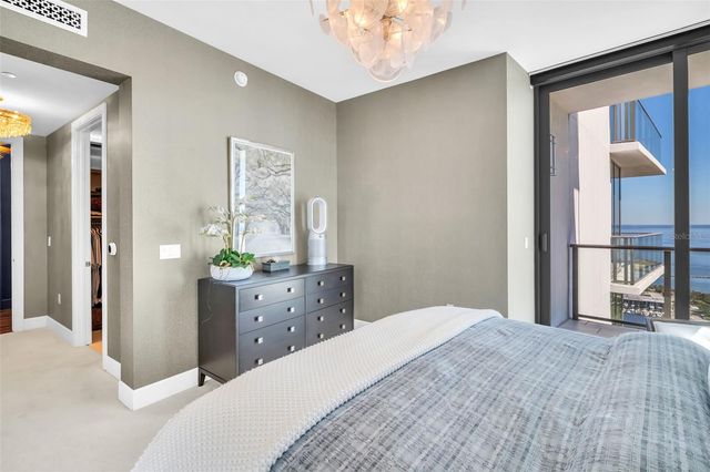 100 1ST AVENUE N 3001, St Petersburg, FL 33701