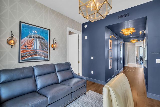 100 1ST AVENUE N 3001, St Petersburg, FL 33701