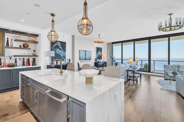 100 1ST AVENUE N 3001, St Petersburg, FL 33701