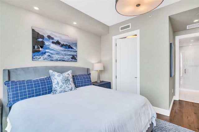 100 1ST AVENUE N 3001, St Petersburg, FL 33701