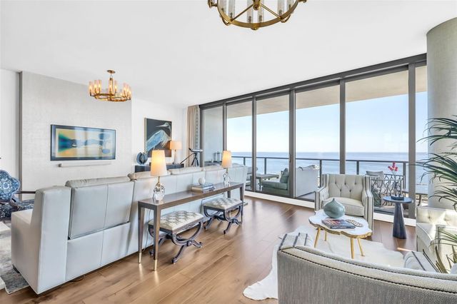 100 1ST AVENUE N 3001, St Petersburg, FL 33701