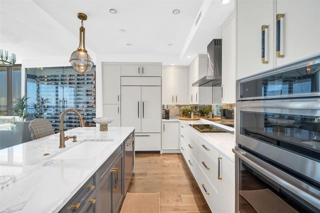 100 1ST AVENUE N 3001, St Petersburg, FL 33701