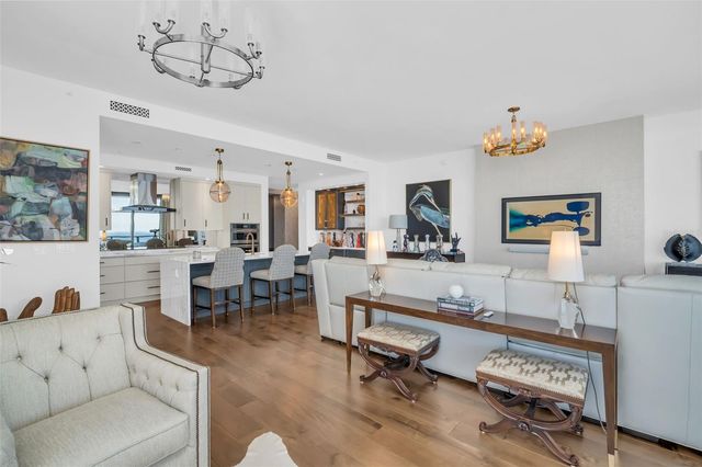 100 1ST AVENUE N 3001, St Petersburg, FL 33701