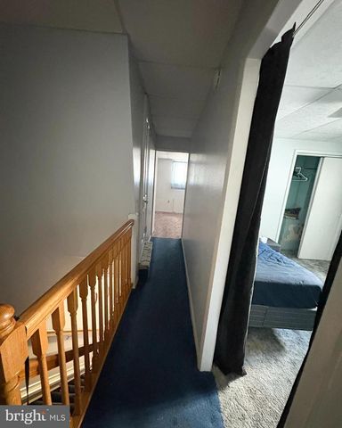 612 W BACON ST, Pottsville, PA 17901