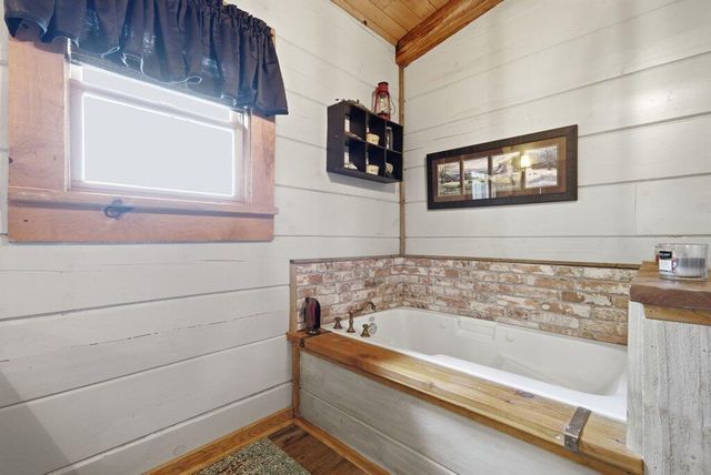 7937 Wilderness Way, Ooltewah, TN 37363