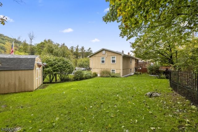 11 Vlietstra Dr, Vernon Twp., NJ 07418